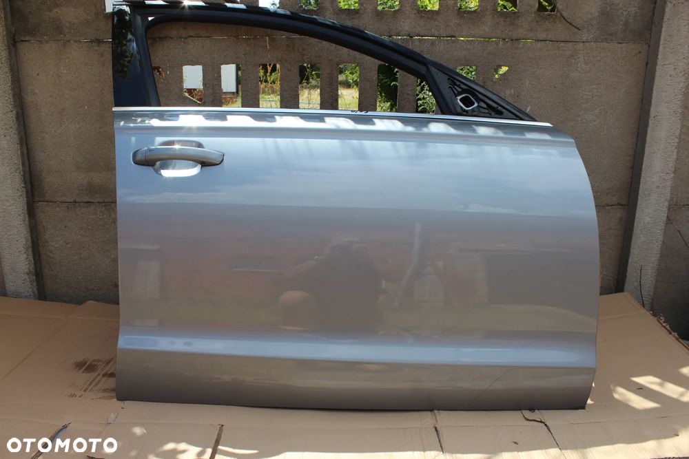 DRZWI PRZEDNIE PRAWE AUDI A6 C7 AVANT LX7P 2015