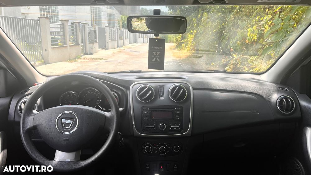 Dacia Logan 1.2 Laureate - 10