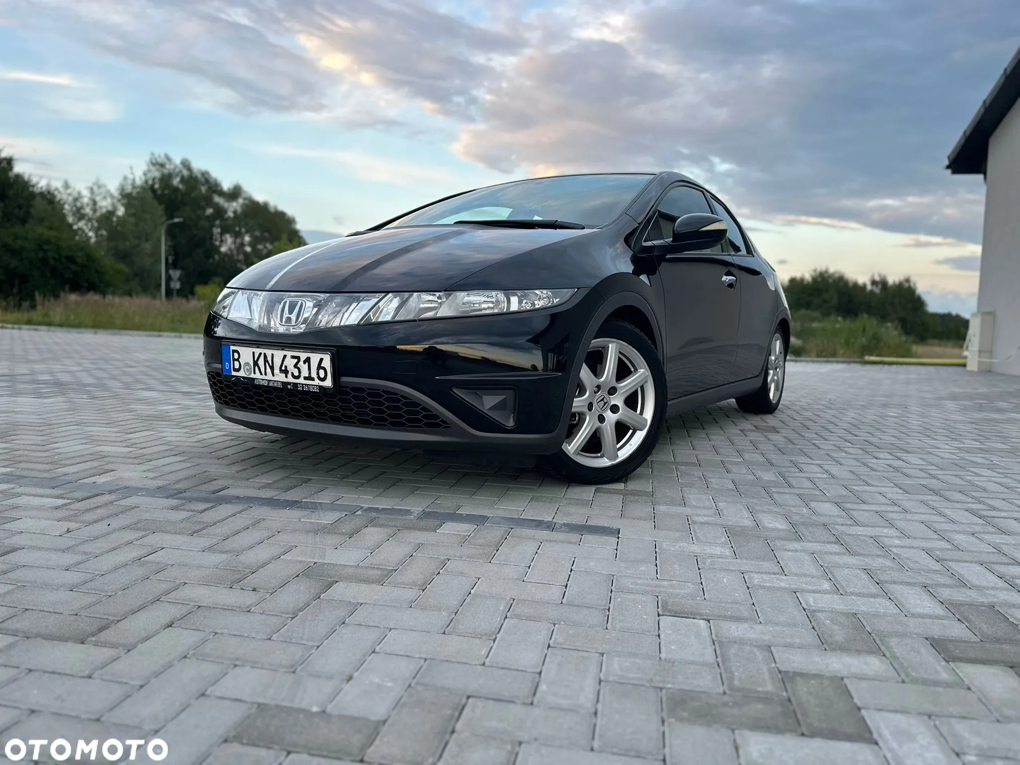 Honda Civic 1.8i-VTEC Executive - 4