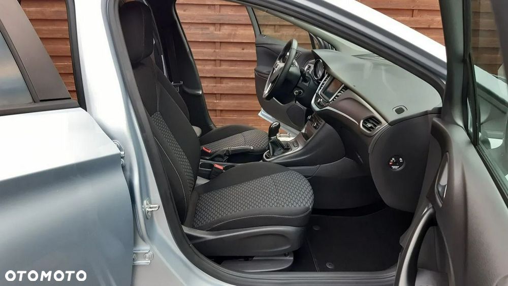 Opel Astra 1.4 Turbo Edition - 19