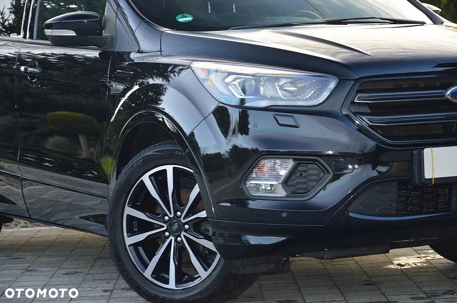 Ford Kuga 1.5 EcoBoost 2x4 ST-Line - 18