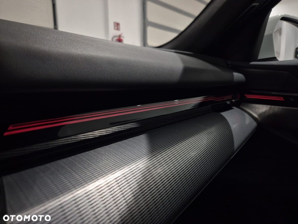 BMW Seria 5 520d xDrive mHEV M Sport - 15