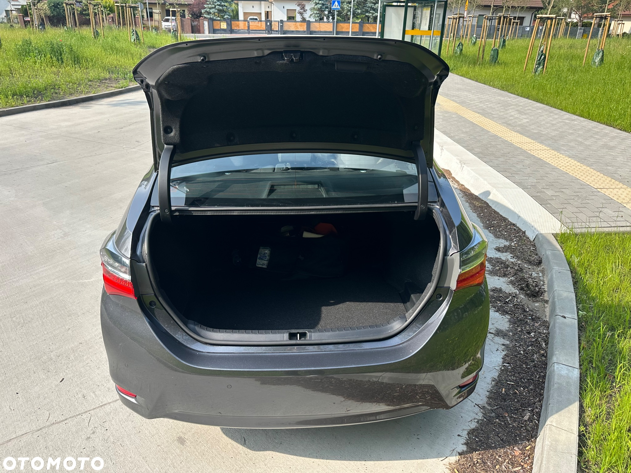 Toyota Corolla 1.6 Comfort - 12