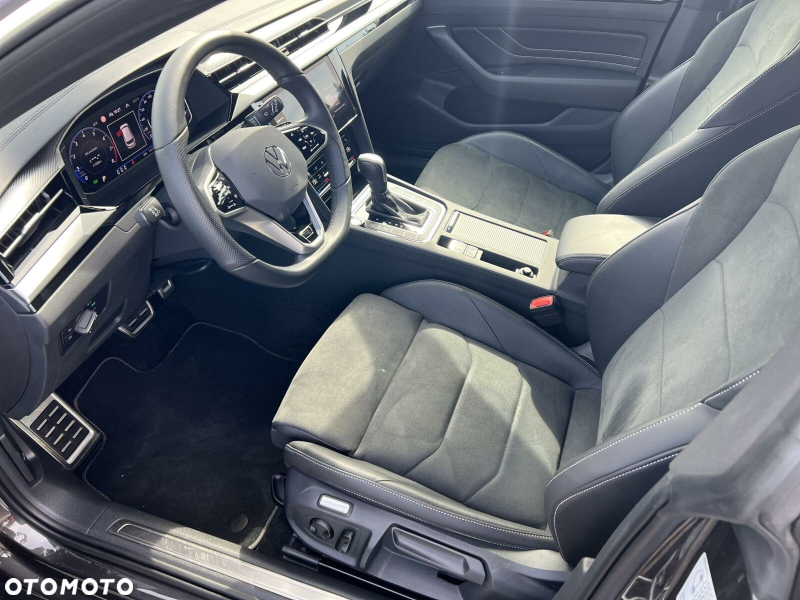 Volkswagen Arteon 2.0 TSI R-Line DSG - 15