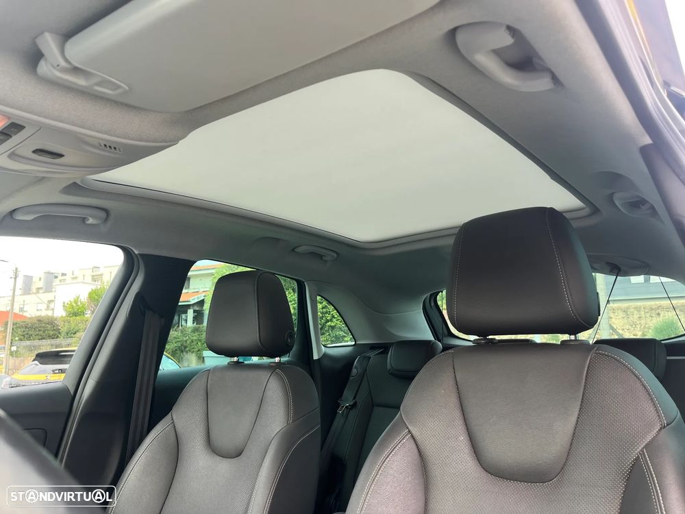 Opel Crossland X 1.2 S&S Auto Innovation — fotografia 10