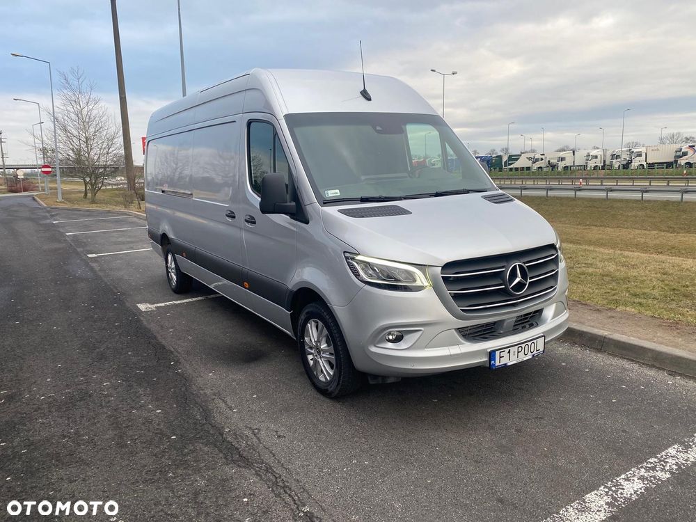Mercedes-Benz Sprinter - 11
