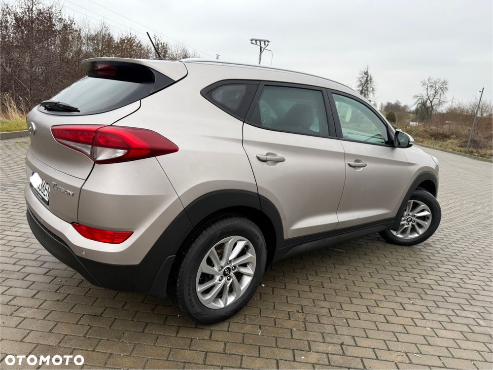 Hyundai Tucson blue 1.6 GDi 2WD Passion - 19