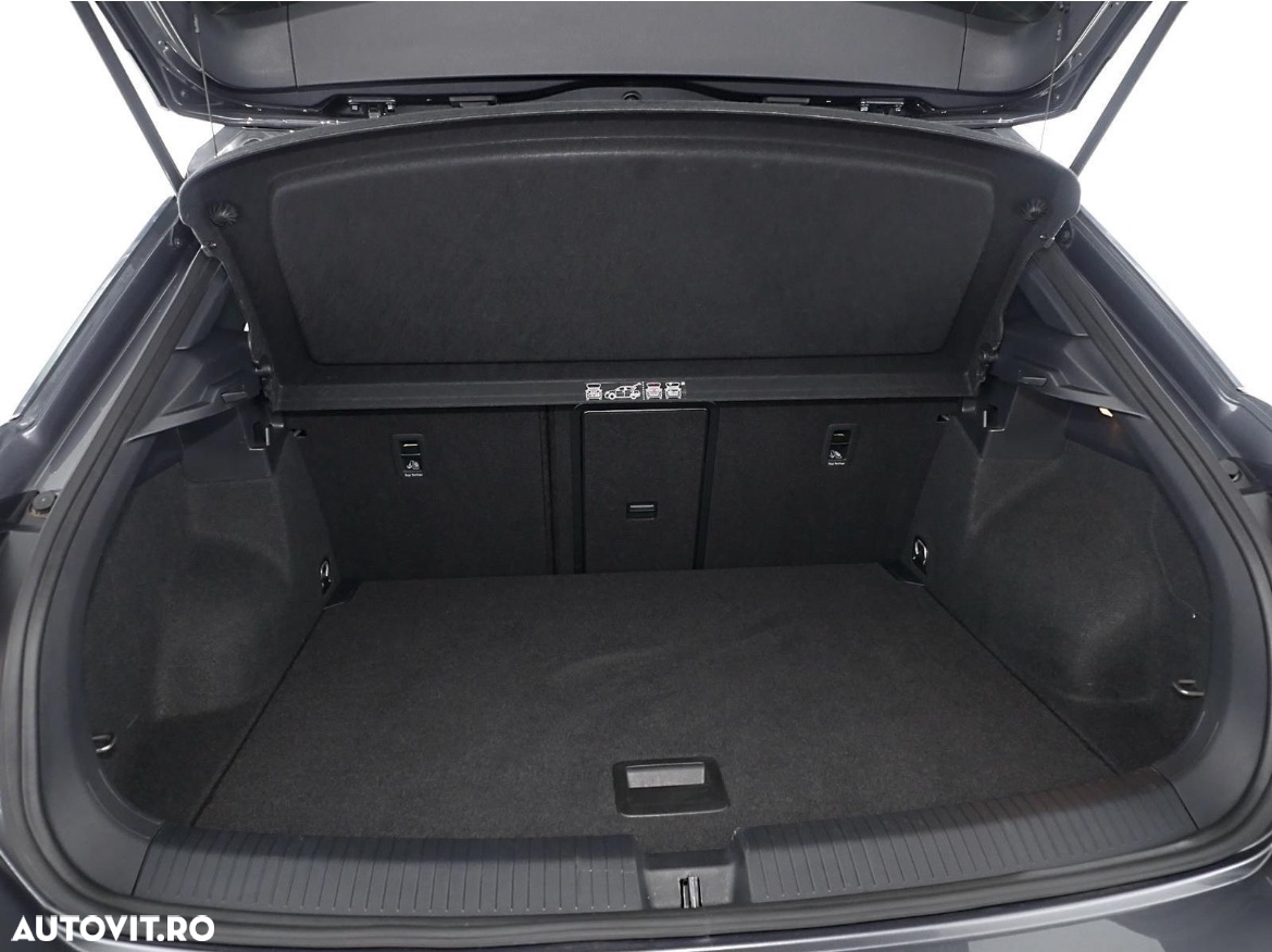 Volkswagen T-ROC 1.5 TSI DSG Sport - 6