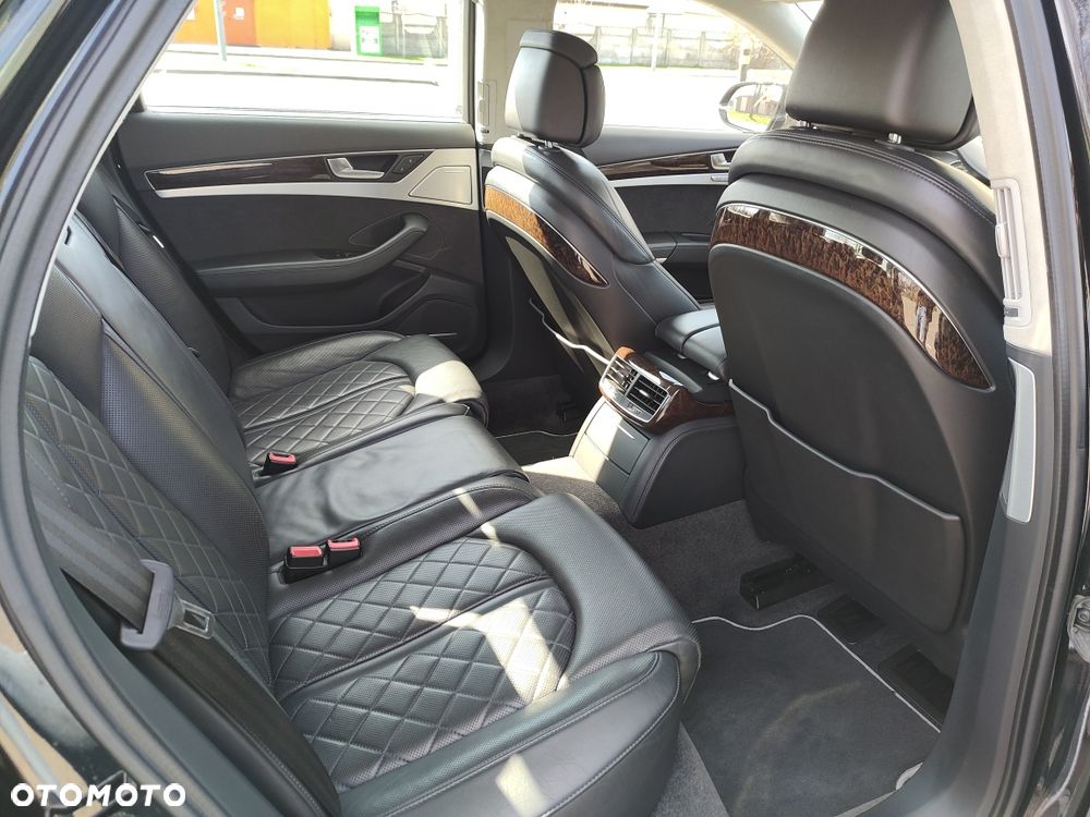 Audi A8 - 5