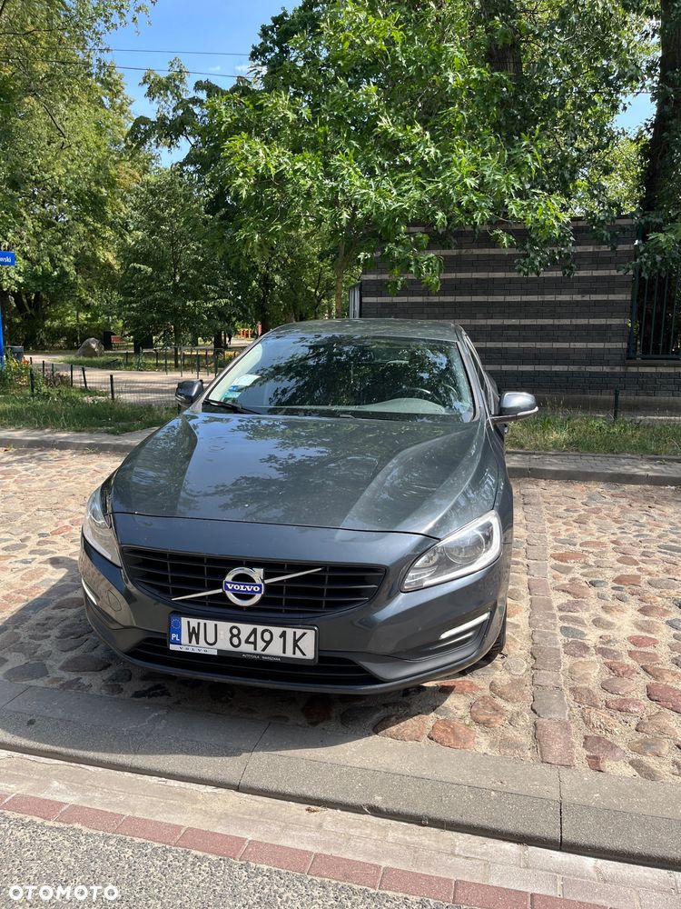 Volvo V60 D4 Drive-E Kinetic - 1