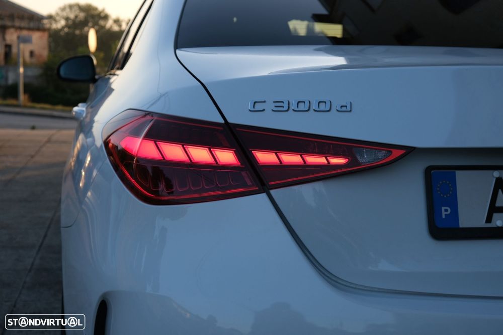 Mercedes-Benz C 300 d AMG Line - 38