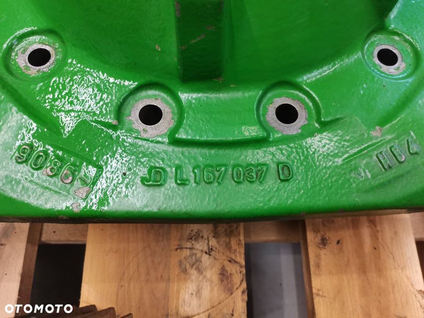 Reduktor  L167037 John Deere 6330 - 6