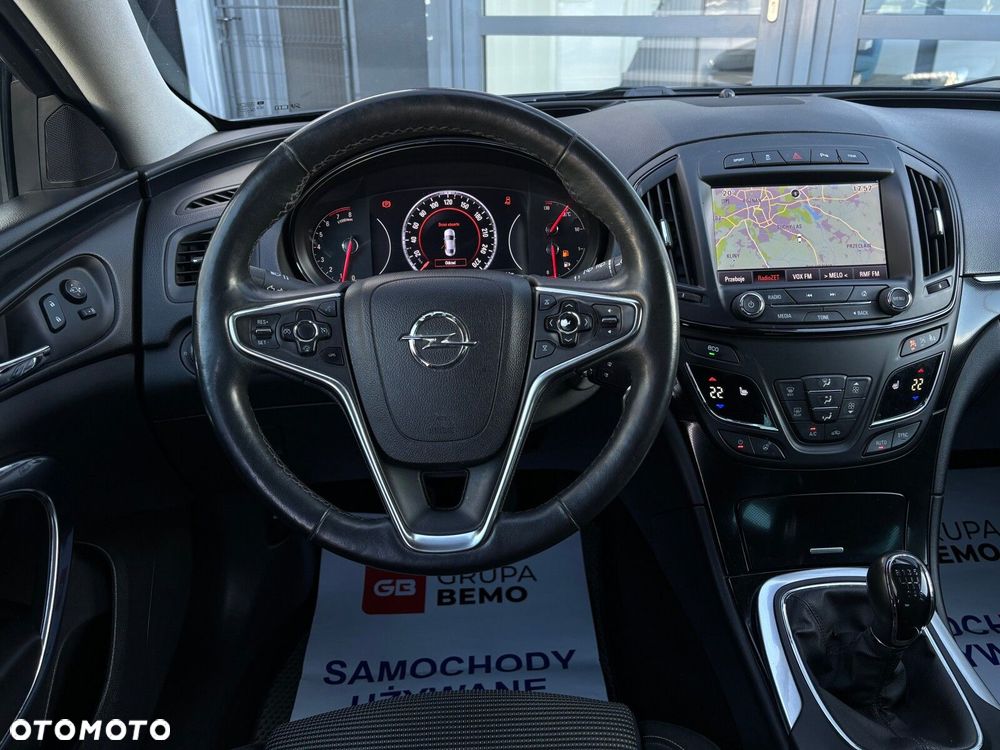 Opel Insignia - 22