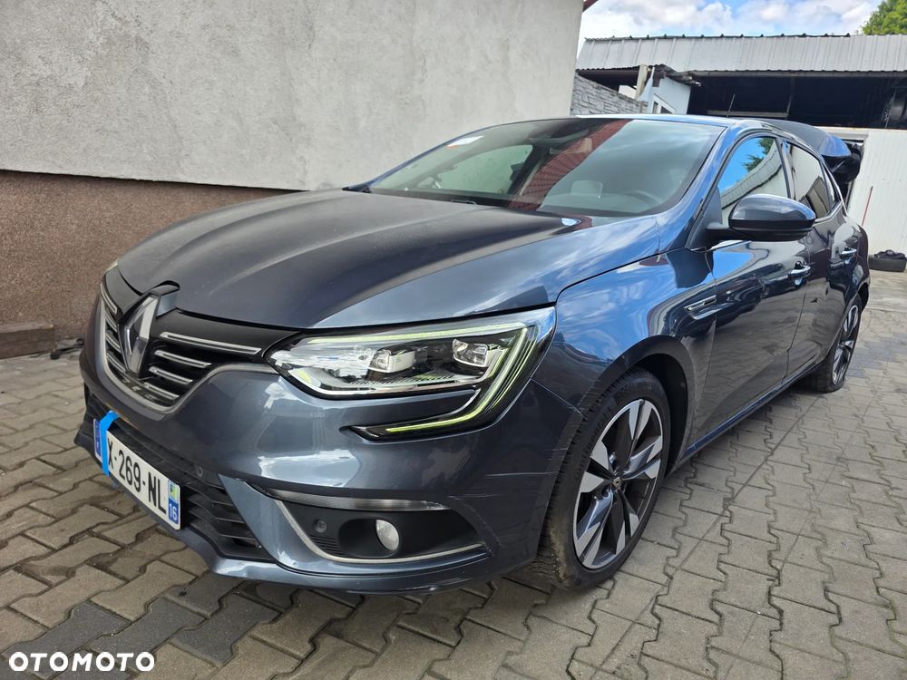 Renault Megane ver-1-4-16v-tce-bose-edition - 2