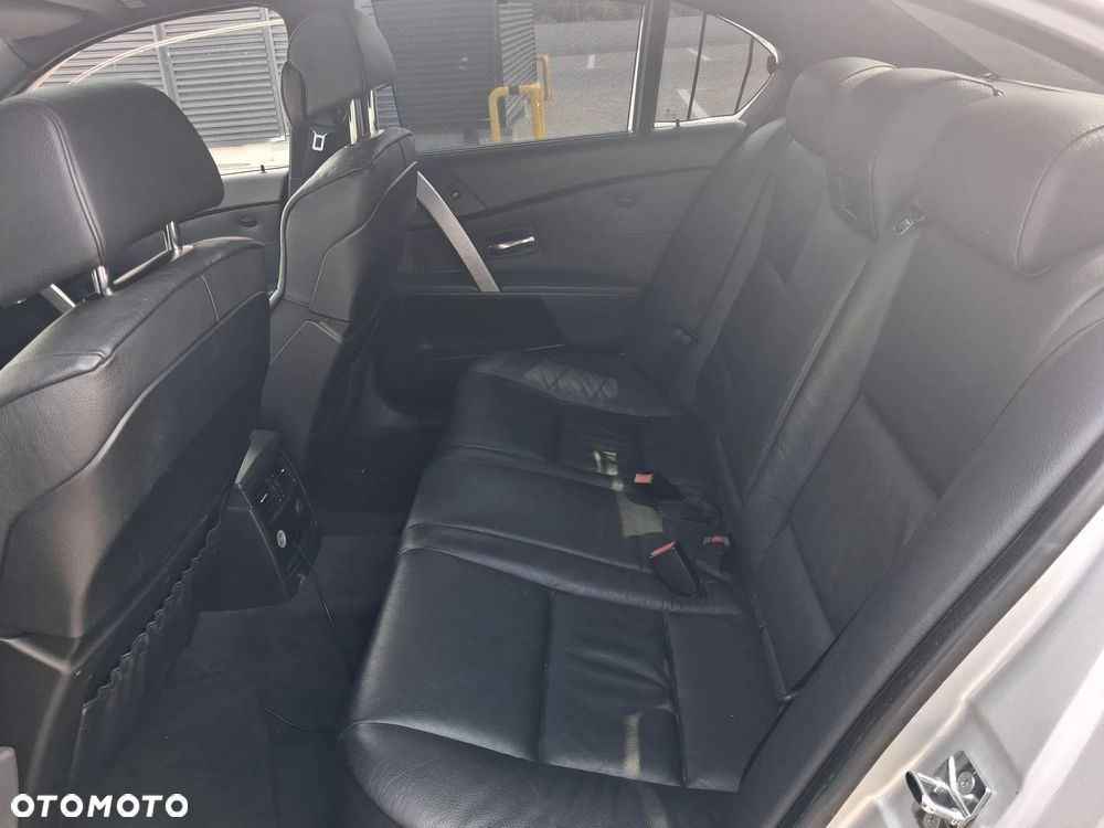 BMW Seria 5 - 11