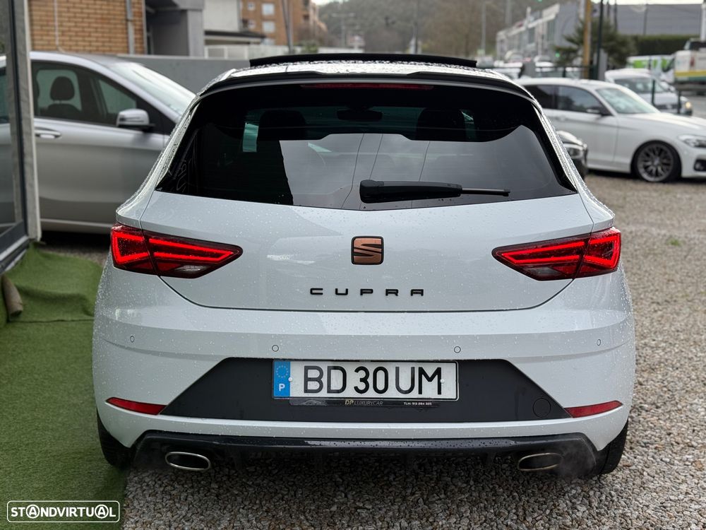SEAT Leon 2.0 TSI OPF DSG Cupra Edition Carbon - 2