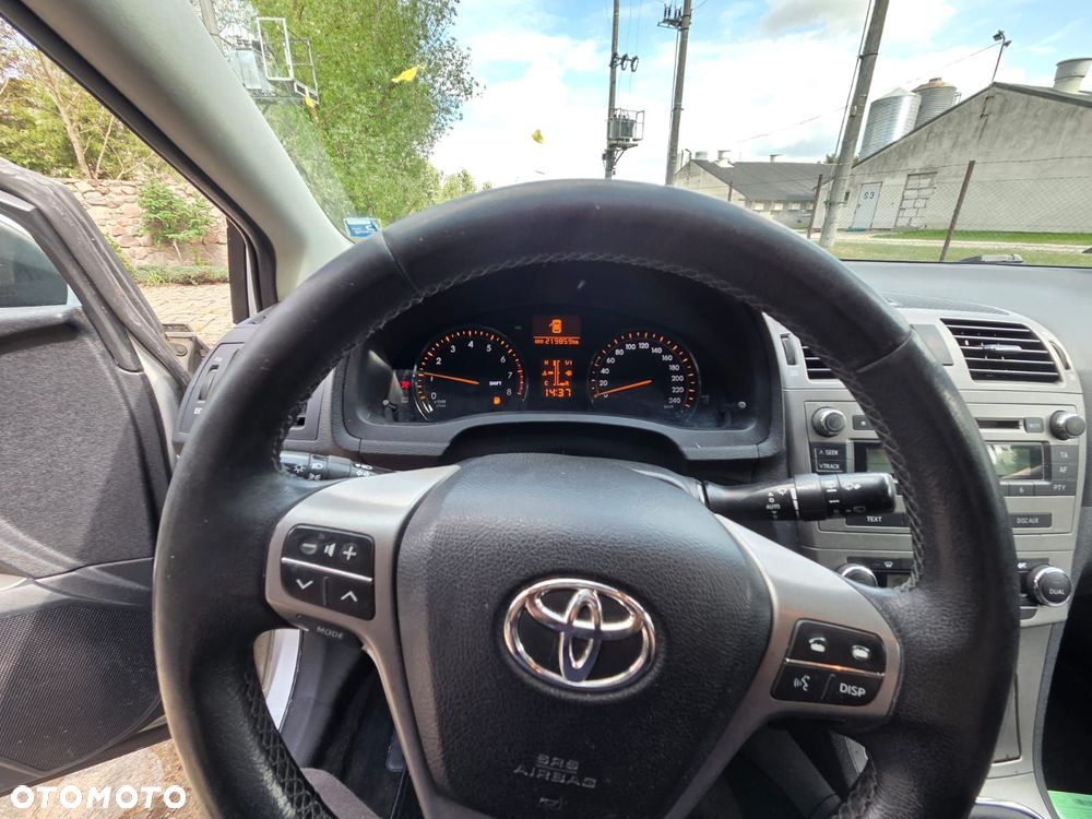 Toyota Avensis 1.8 Luna EU5 - 10