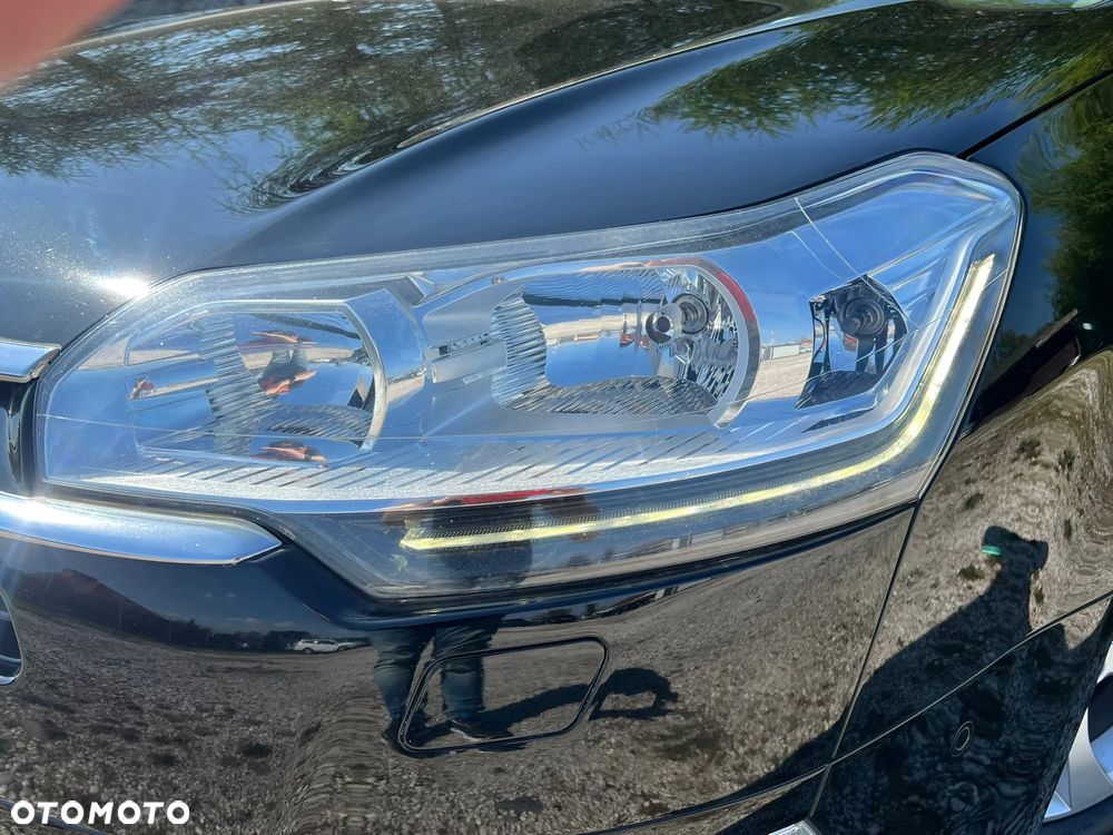 Citroën C5 2.0 HDi Dynamique Equilibre Navi - 11