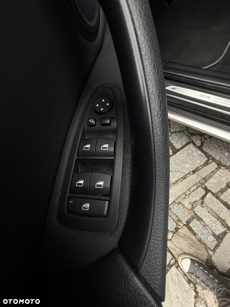 BMW X1 - 23