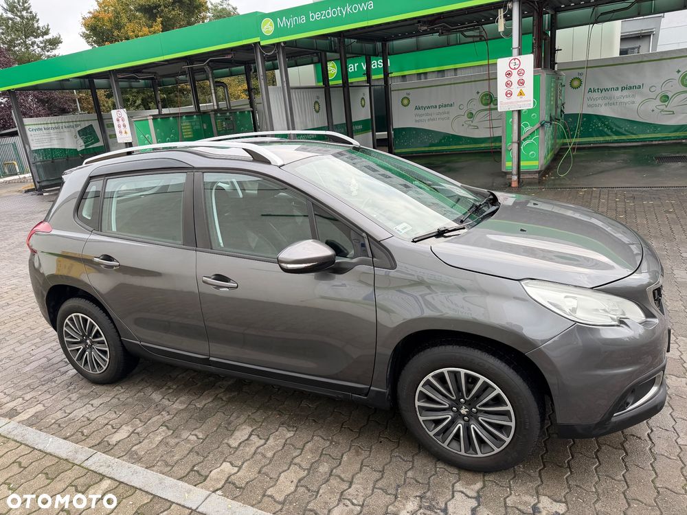 Peugeot 2008 1.6 BlueHDi Allure - 4