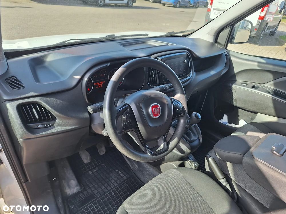 Fiat Doblo Maxi diesel 1,6 105KM blaszak 3 osobowy Krajowy FV23% - 11