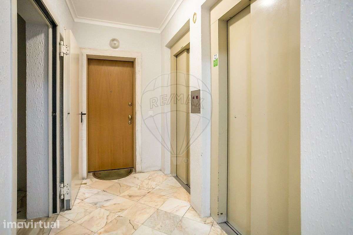 Apartamento T1 para venda - Grande imagem: 2/18