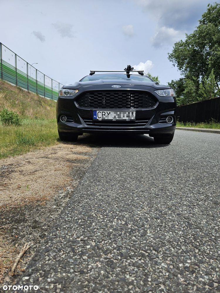 Ford Fusion - 1