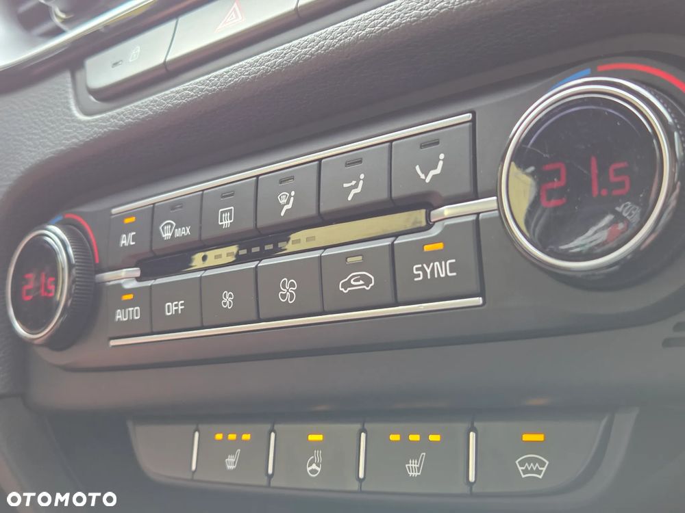 Kia ProCeed 1.5 T-GDI GT Line DCT - 31