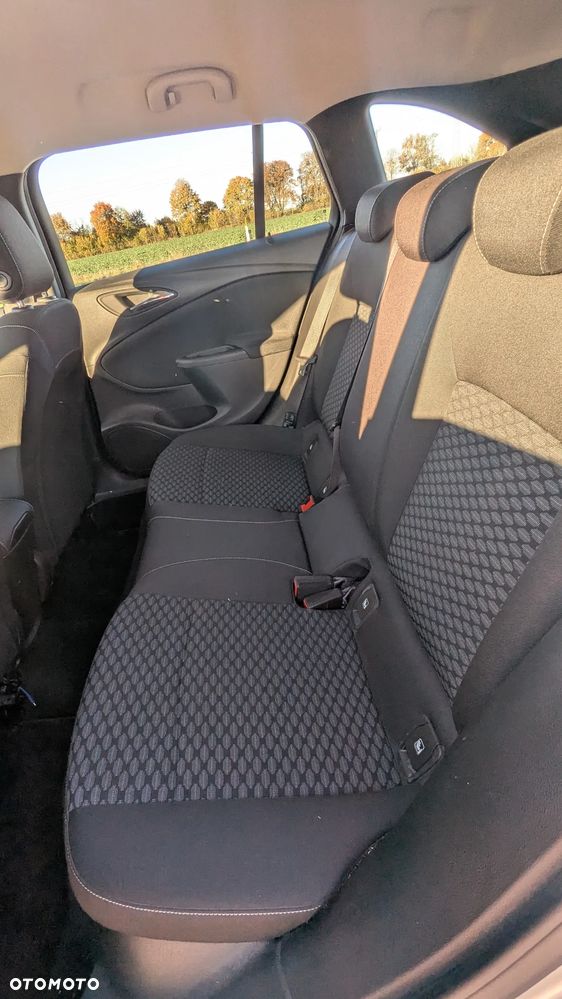 Opel Astra V 1.6 CDTI Dynamic S&S - 13