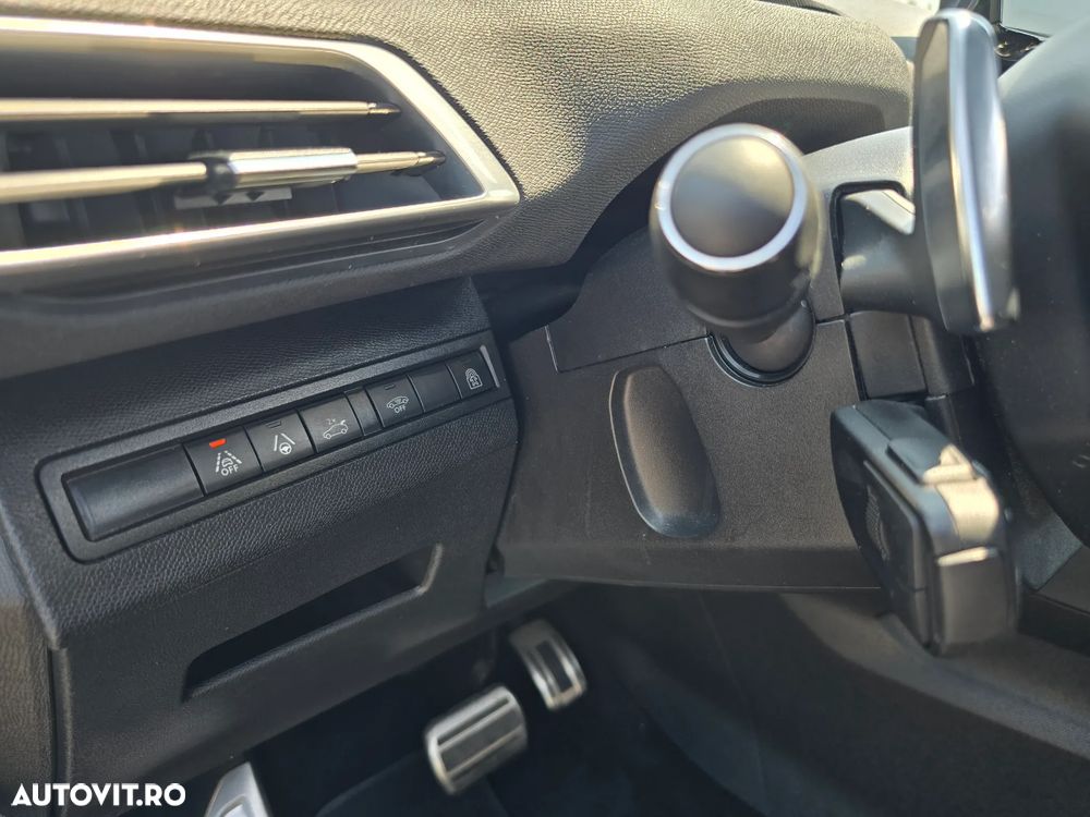 Peugeot 5008 2.0L BlueHDI EAT8 S&S GT - 19