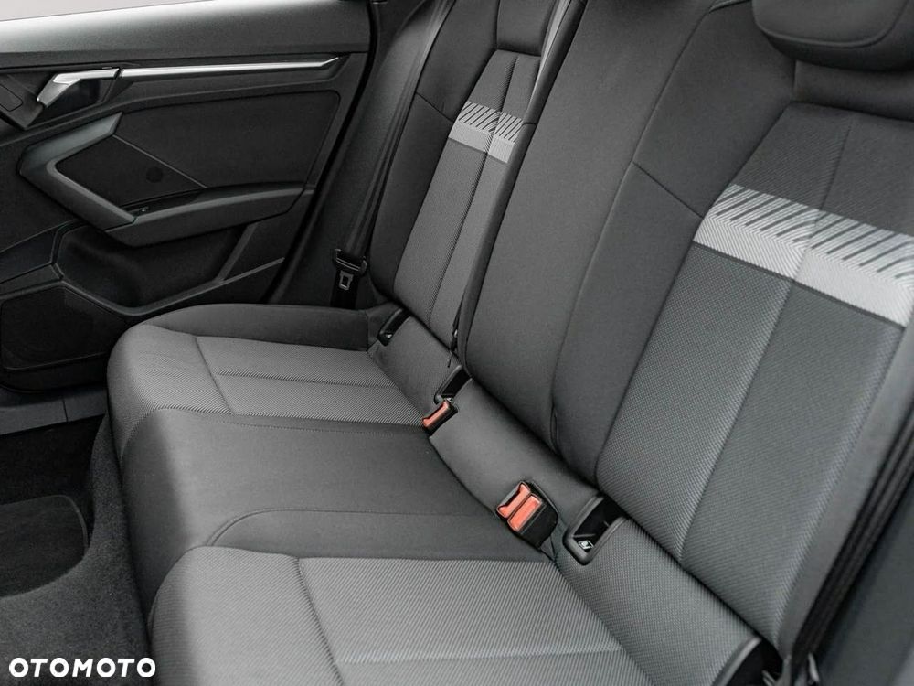 Audi A3 Limousine 35 TFSI S tronic S line - 26