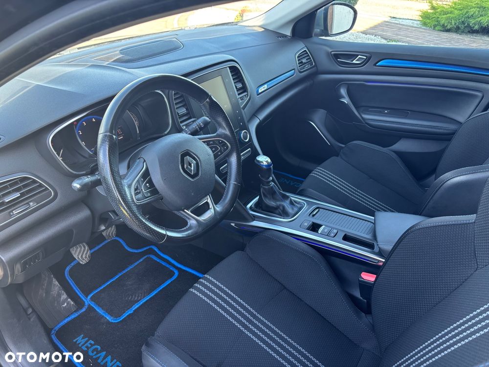 Renault Megane ENERGY TCe 130 GT LINE - 11