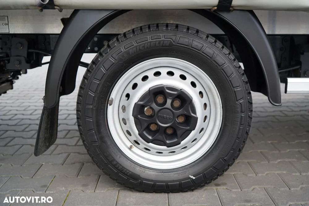 Iveco DAILY 35-180 / CONTAINER - CORTINĂ / AUTOMAT / DHOLLANDIA LIFT / GVWR: 3500 KG / 2021 - - 17