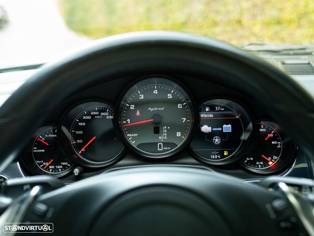 Porsche Panamera S Hybrid - 24