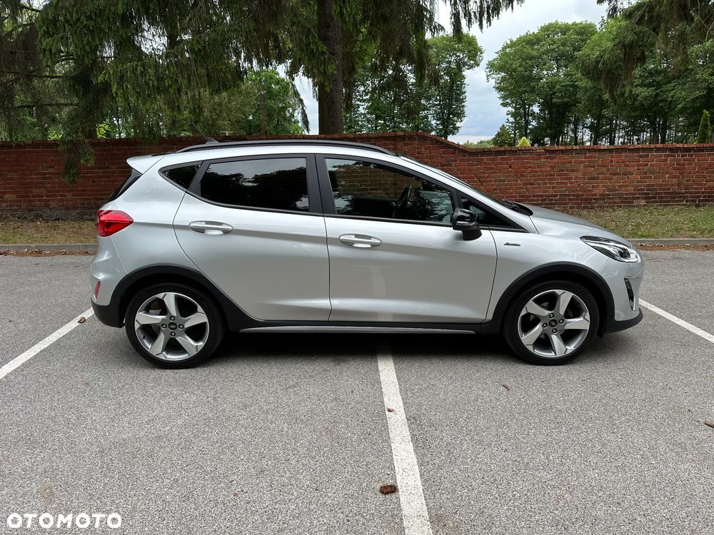Ford Fiesta 1.0 EcoBoost S&S ACTIVE PLUS - 8