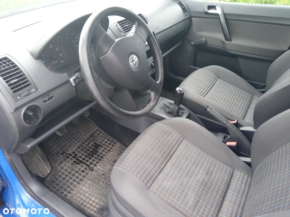 Volkswagen Polo - 10