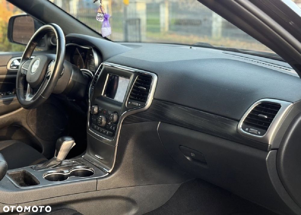Jeep Grand Cherokee 3.6 V6 Laredo - 22