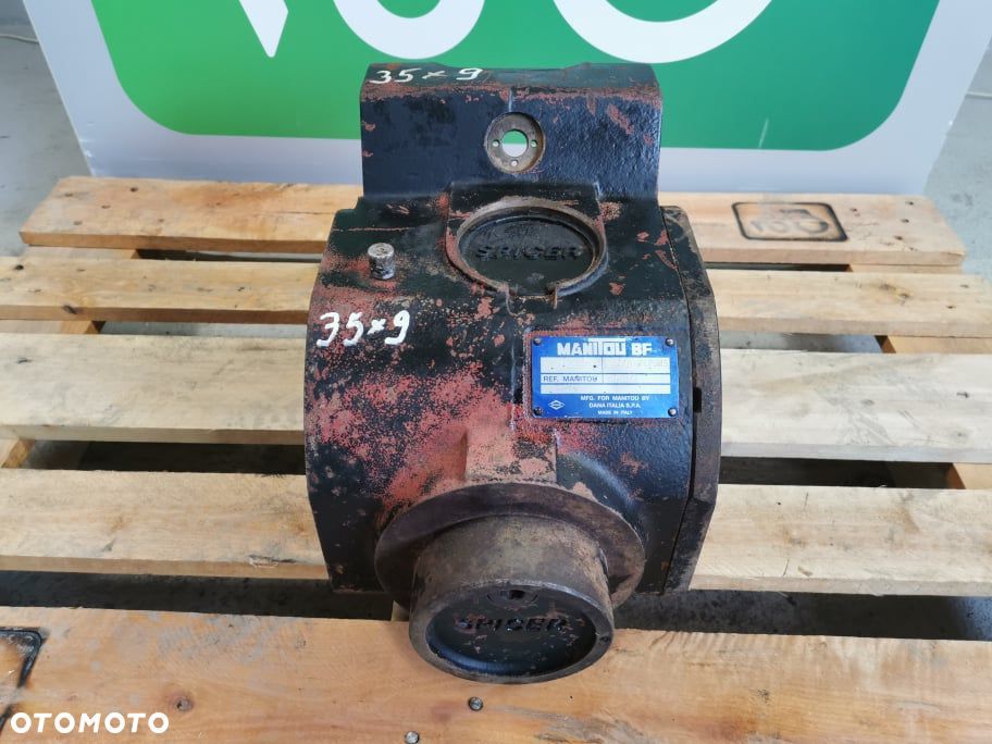 Atak kompletny Spicer 9X35 {Manitou MLT....} - 2