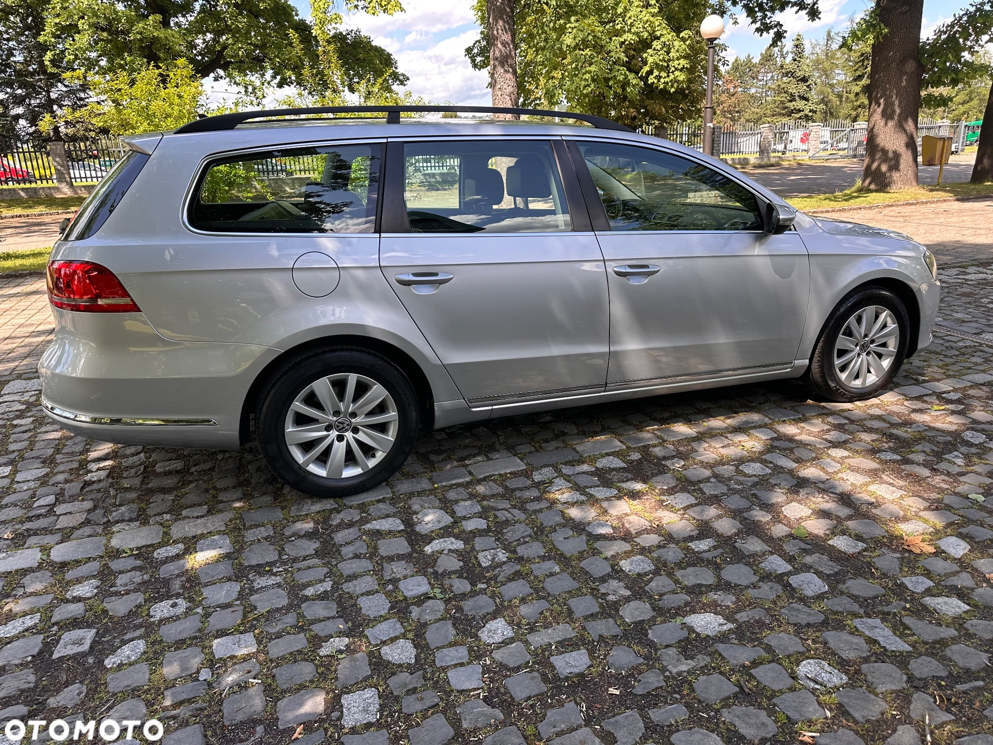 Volkswagen Passat 2.0 TDI Comfortline DSG - 36