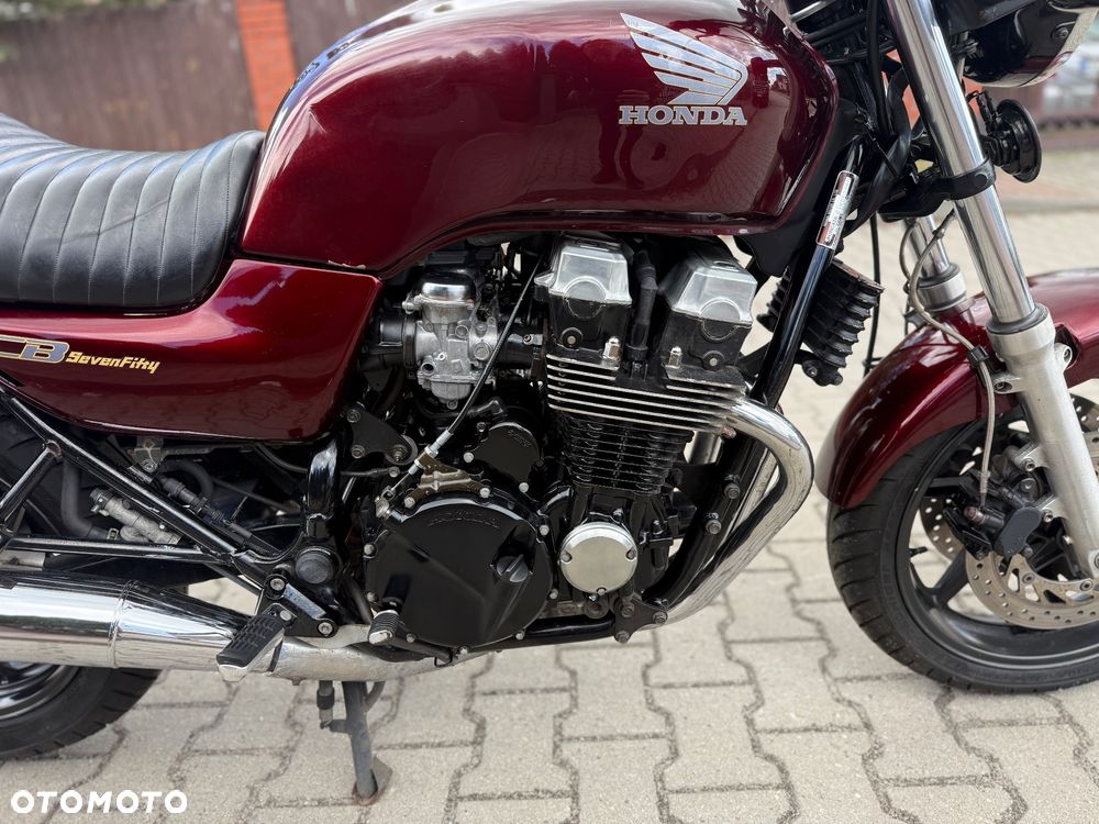 Honda CB - 8