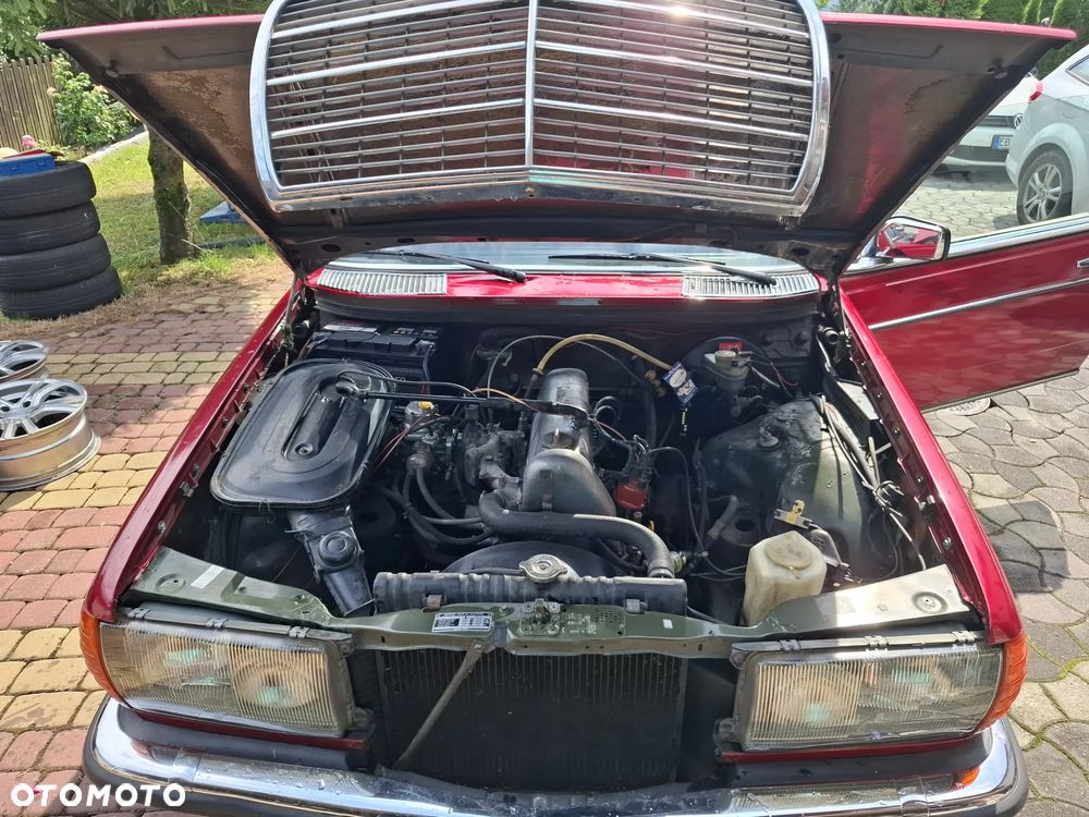 Mercedes-Benz W123 - 7