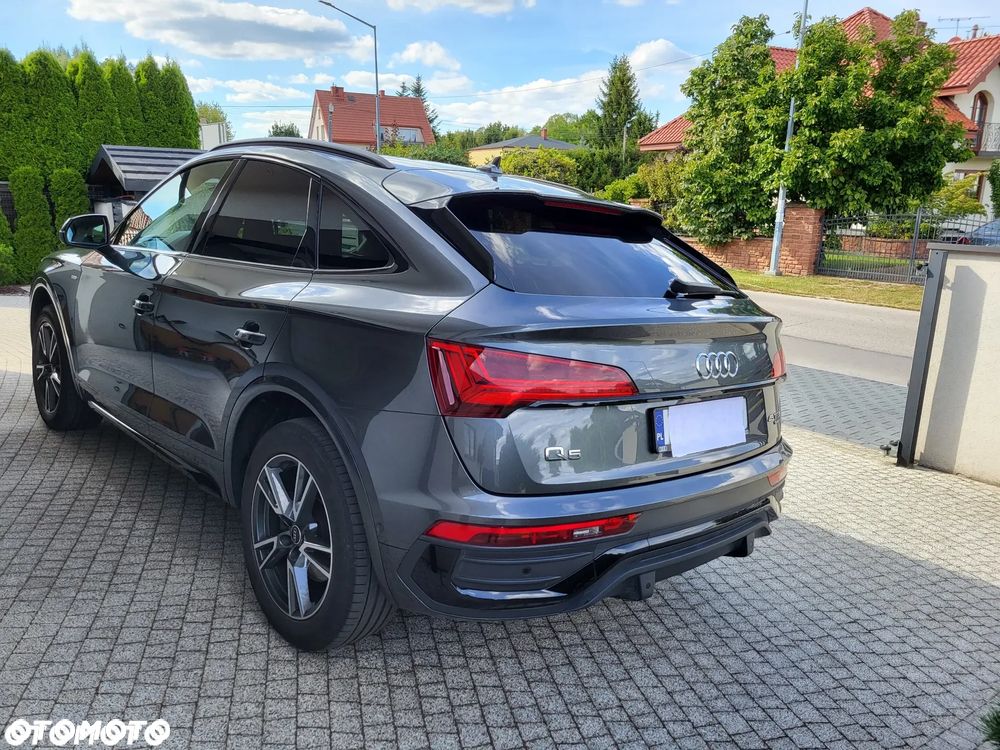 Audi Q5 Sportback - 1