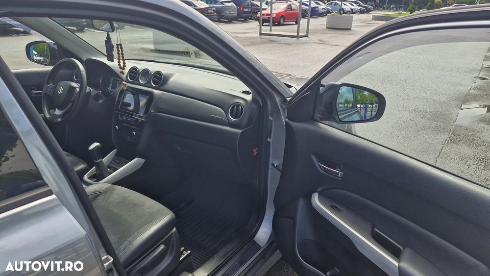 Suzuki Vitara 1.6 4X4 Spirit - 11