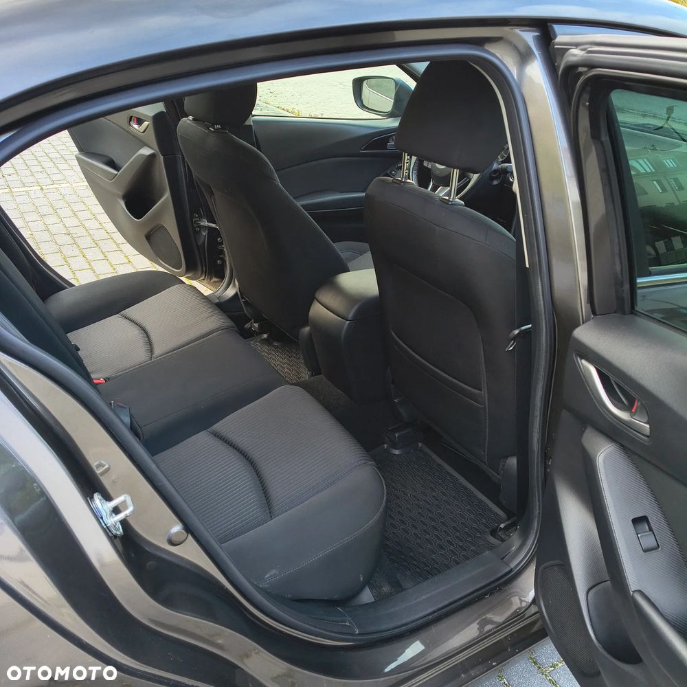 Mazda 3 - 15