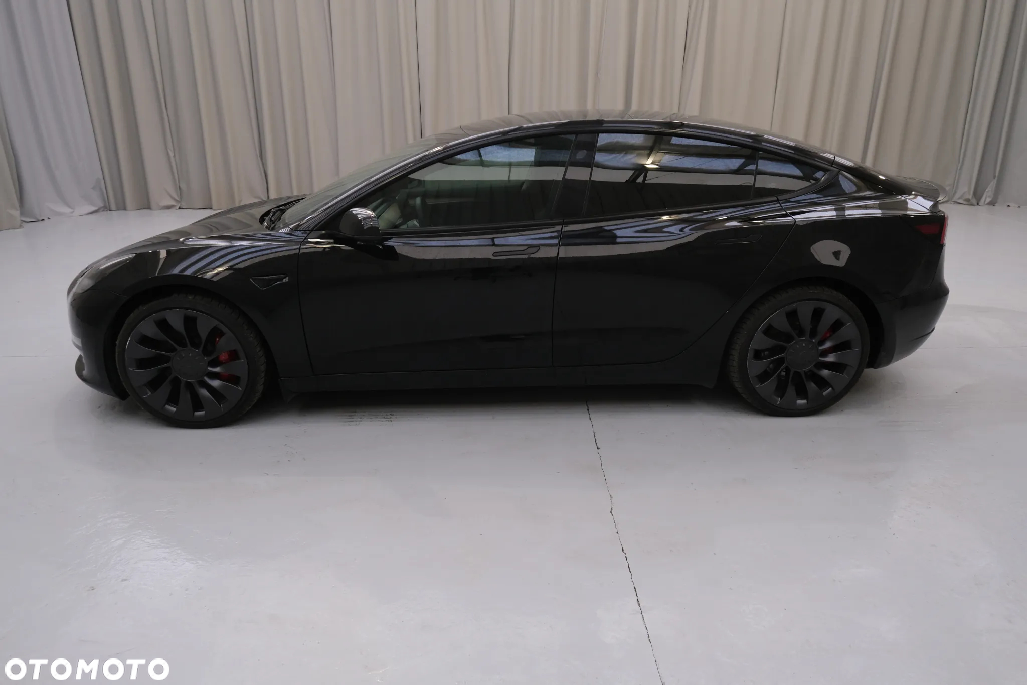 Tesla Model 3 Performance AWD - 3