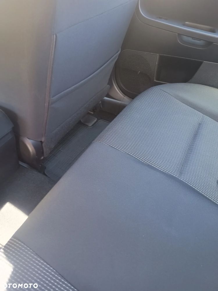 Mitsubishi Lancer 1.6 Invite - 6