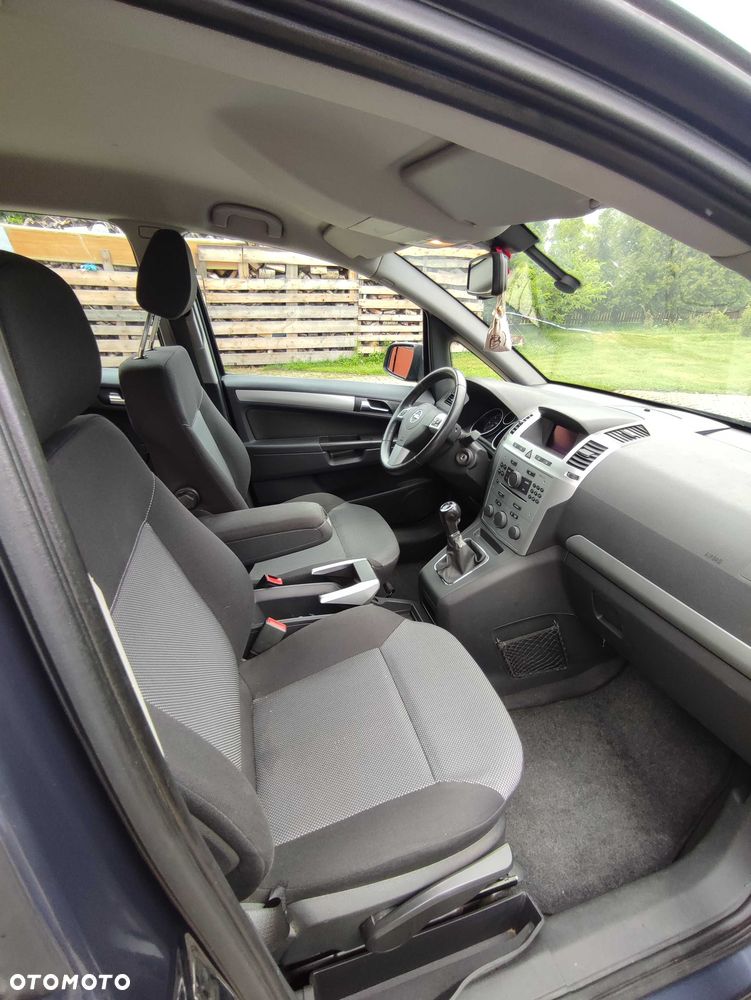 Opel Zafira - 7