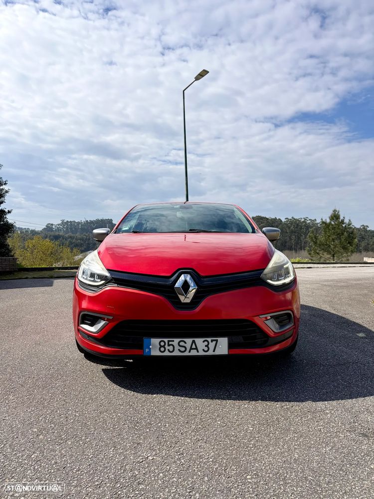 Renault Clio - 7