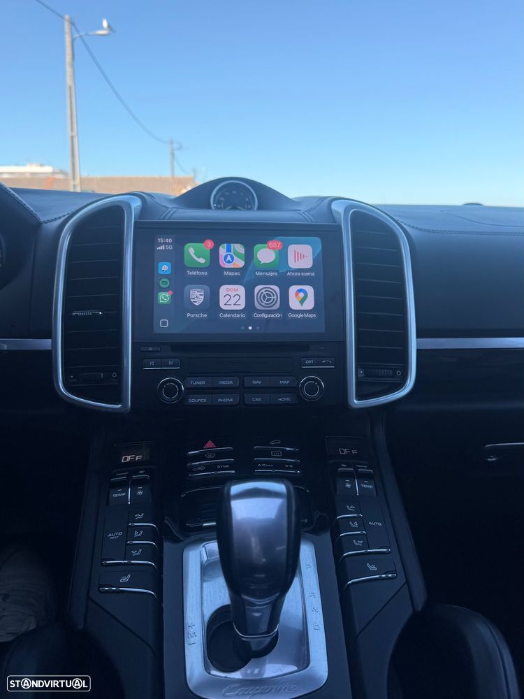 Porsche Cayenne - 25