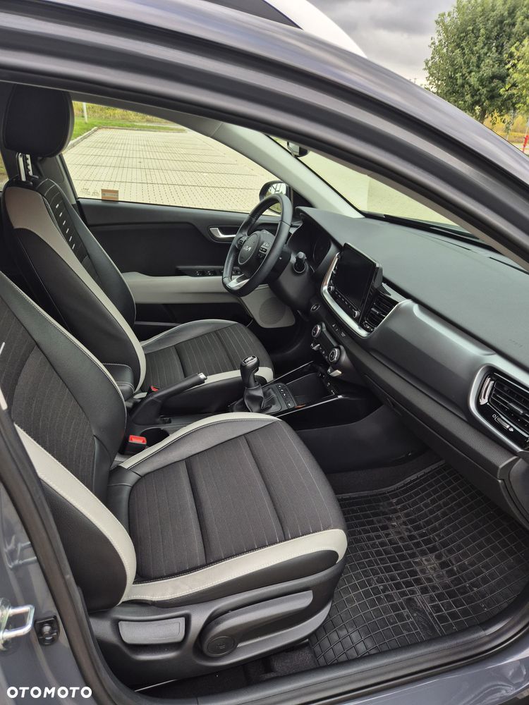 Kia Stonic 1.0 T-GDI L Business Line - 18